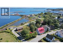 132 Hall Street-124;, Lockeport, Ca