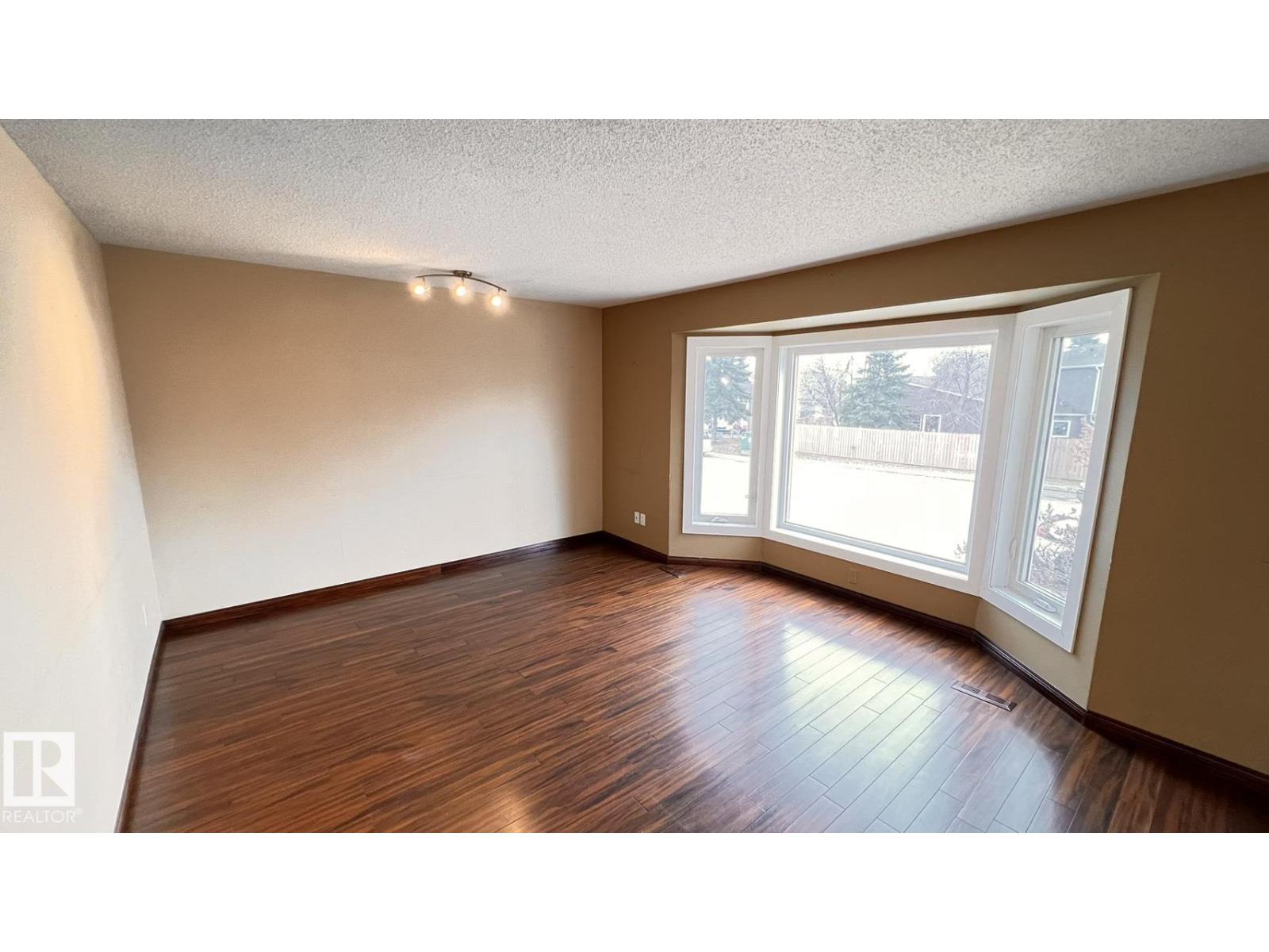 17324 92 Av Nw, Edmonton, Alberta  T5T 3C2 - Photo 9 - E4465944
