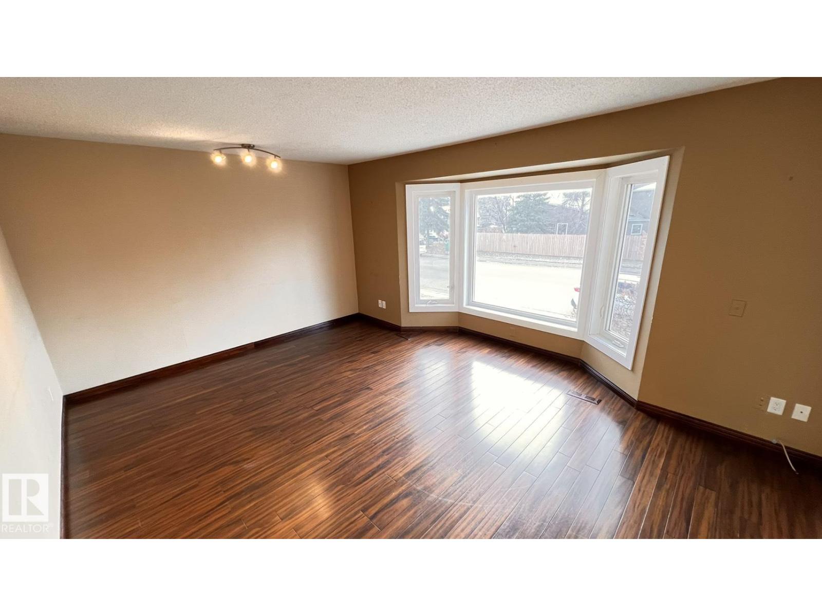 17324 92 Av Nw, Edmonton, Alberta  T5T 3C2 - Photo 7 - E4465944