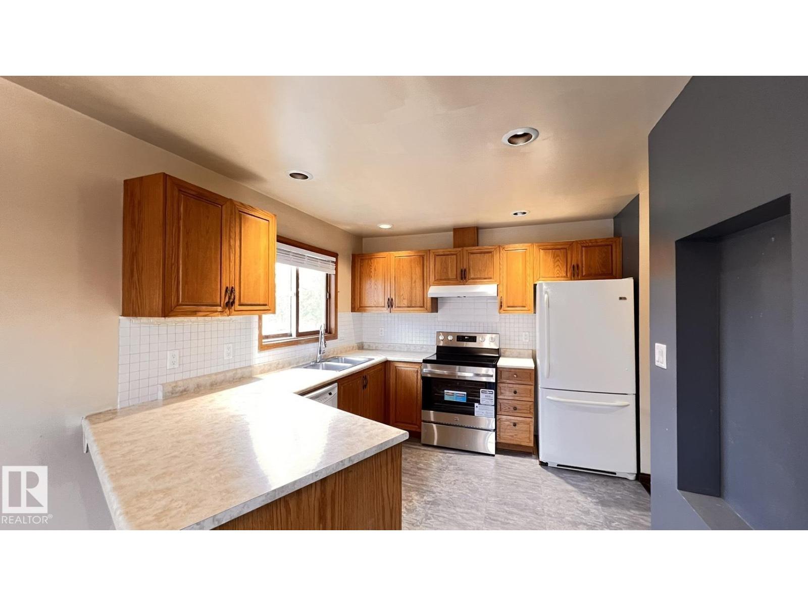 17324 92 Av Nw, Edmonton, Alberta  T5T 3C2 - Photo 12 - E4465944