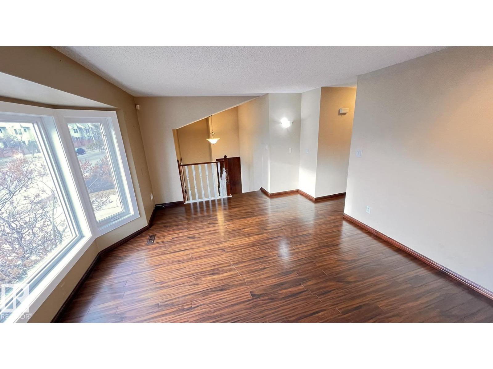 17324 92 Av Nw, Edmonton, Alberta  T5T 3C2 - Photo 5 - E4465944