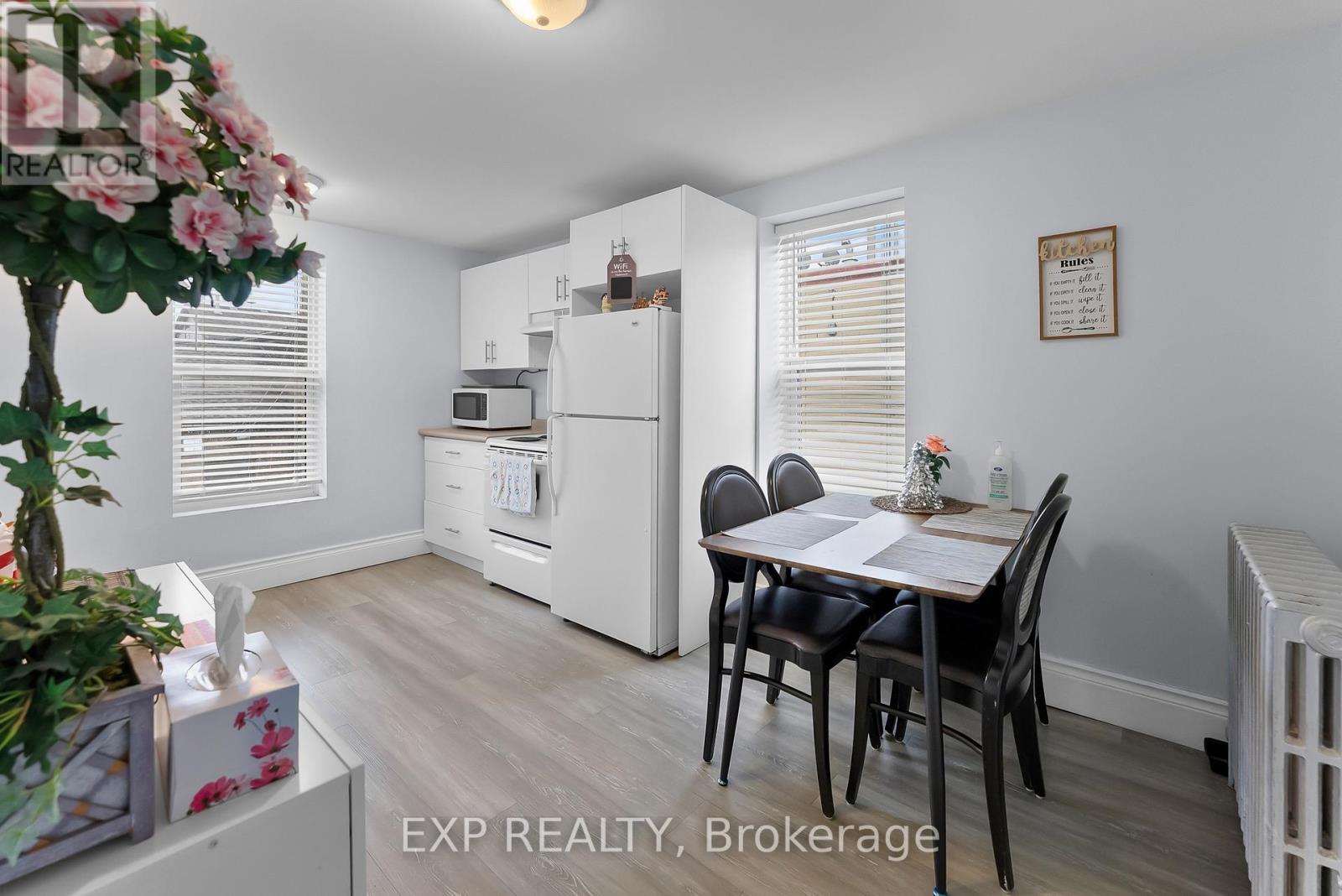 1 - 5858 Ferry Street, Niagara Falls, Ontario  L2G 1S9 - Photo 4 - X12587342