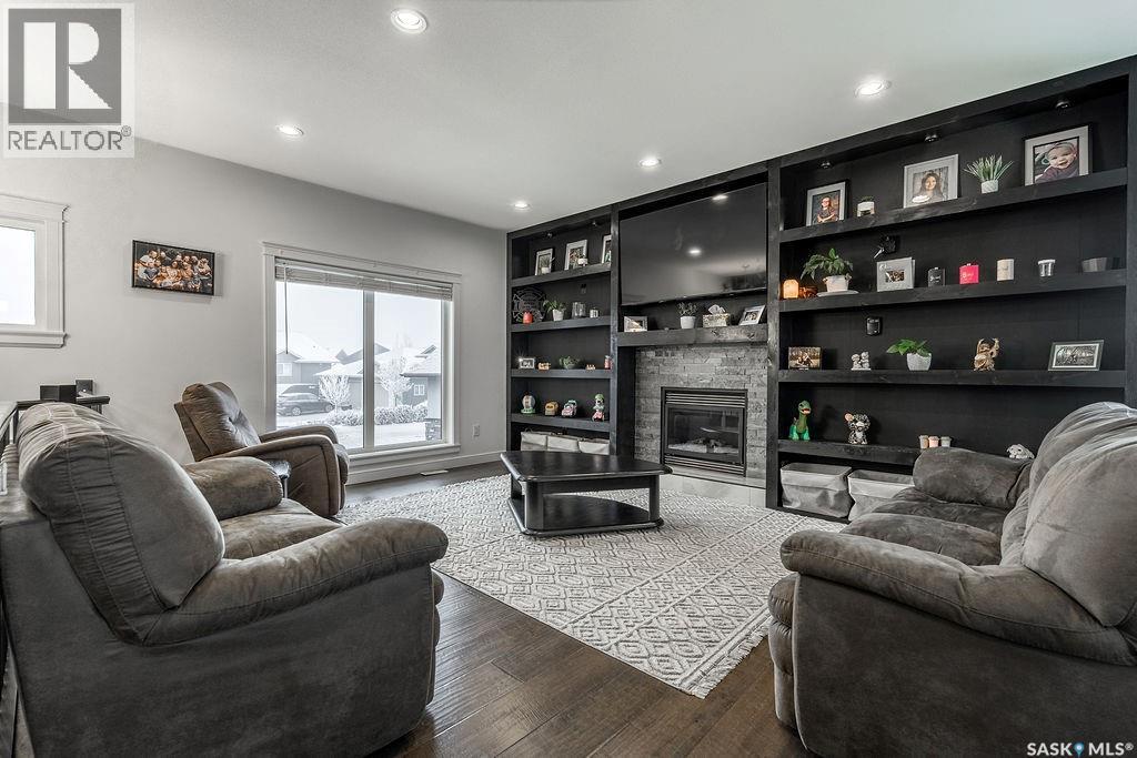 712 Maple Court, Warman, Saskatchewan  S0K 4S2 - Photo 5 - SK024884