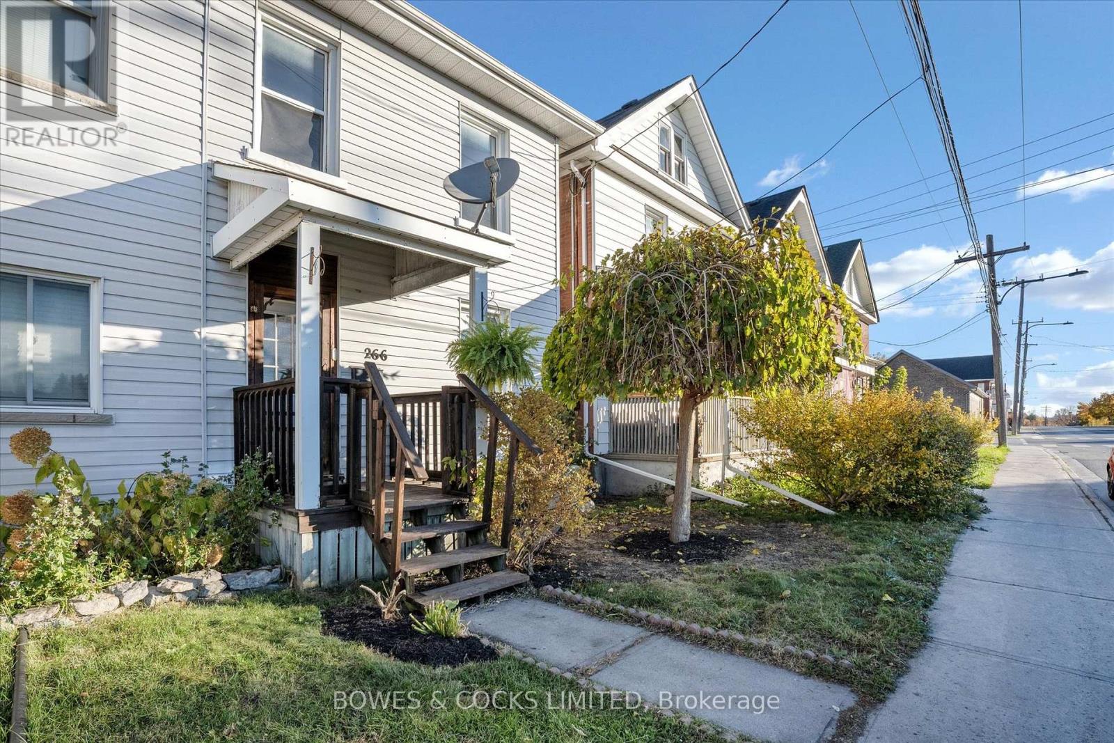 266 Wolfe Street, Peterborough, Ontario  K9J 2L3 - Photo 2 - X12484517