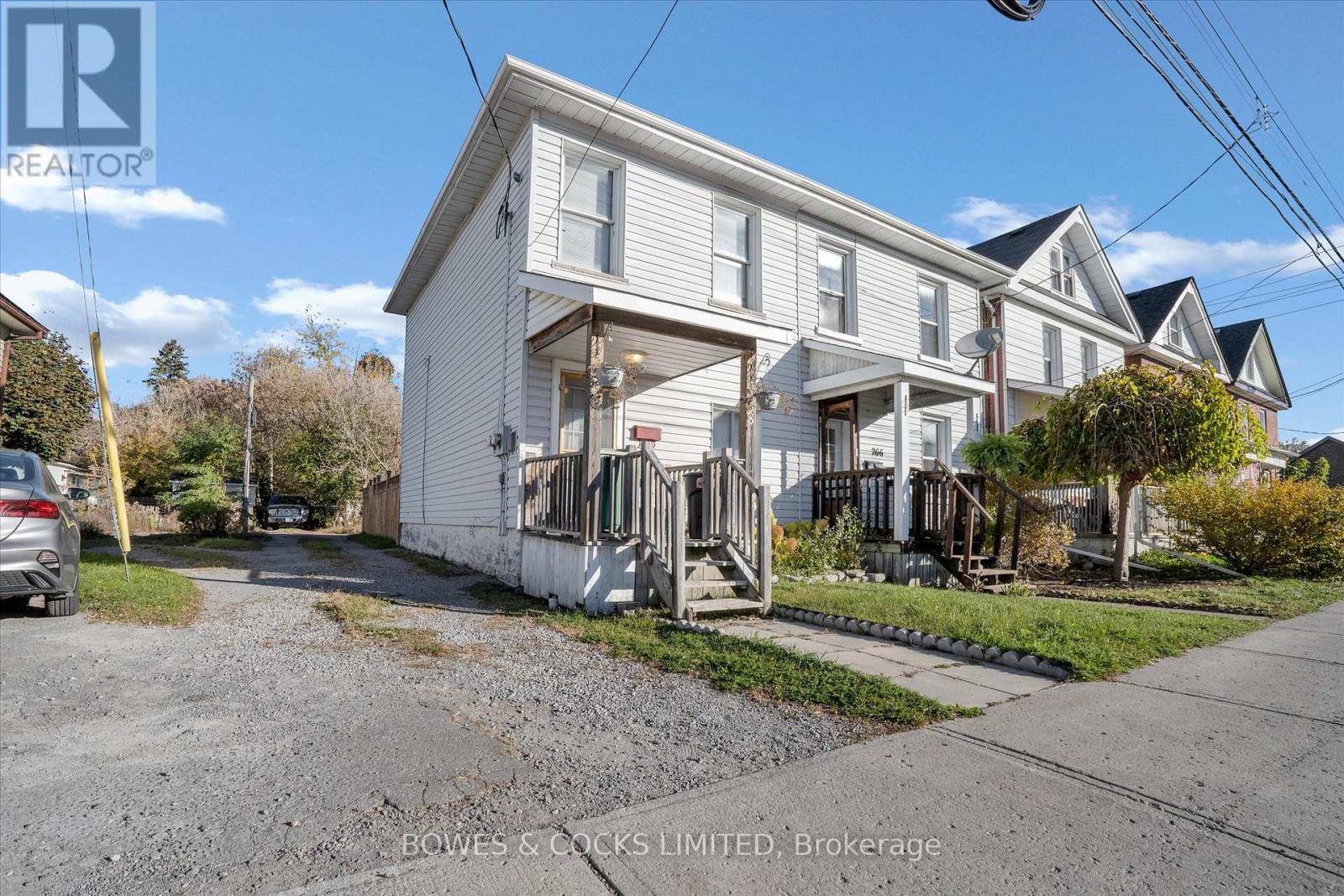 266 Wolfe Street, Peterborough, Ontario  K9J 2L3 - Photo 4 - X12484517