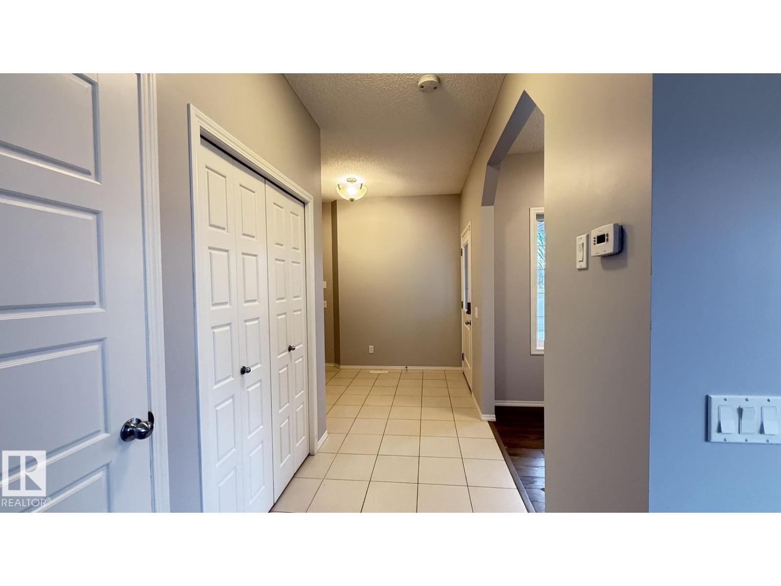 7185 Cardinal Wy Sw, Edmonton, Alberta  T6W 2Y3 - Photo 5 - E4464869