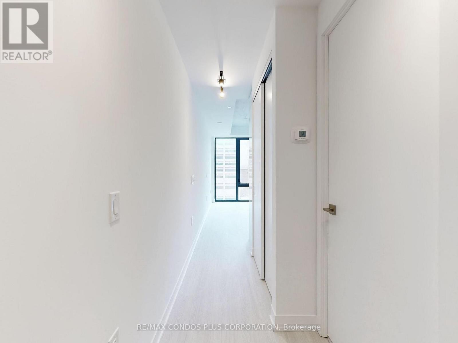 1206 - 195 Mccaul Street, Toronto, Ontario  M5T 0E5 - Photo 17 - C12587386