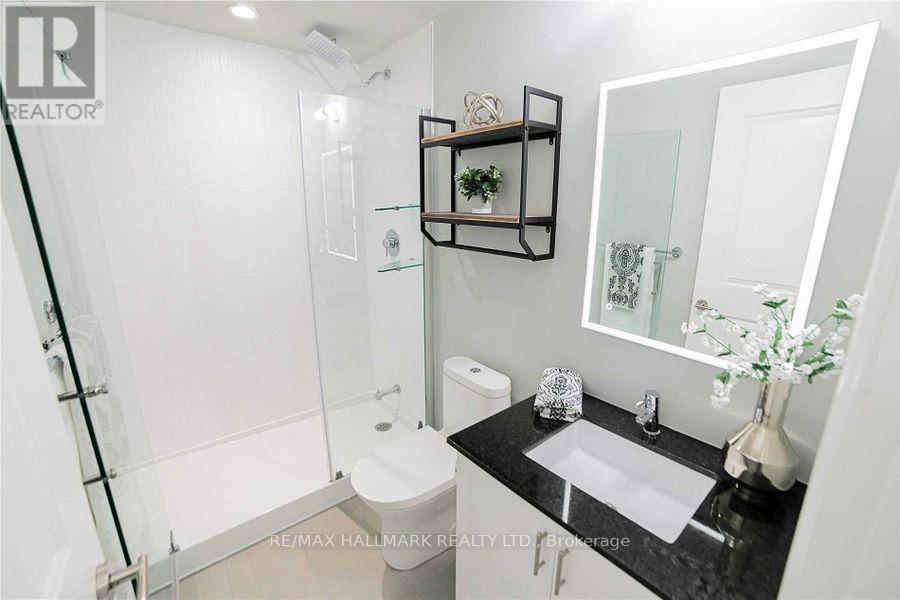 1015 - 9618 Yonge Street, Richmond Hill, Ontario  L4C 0X5 - Photo 9 - N12587382