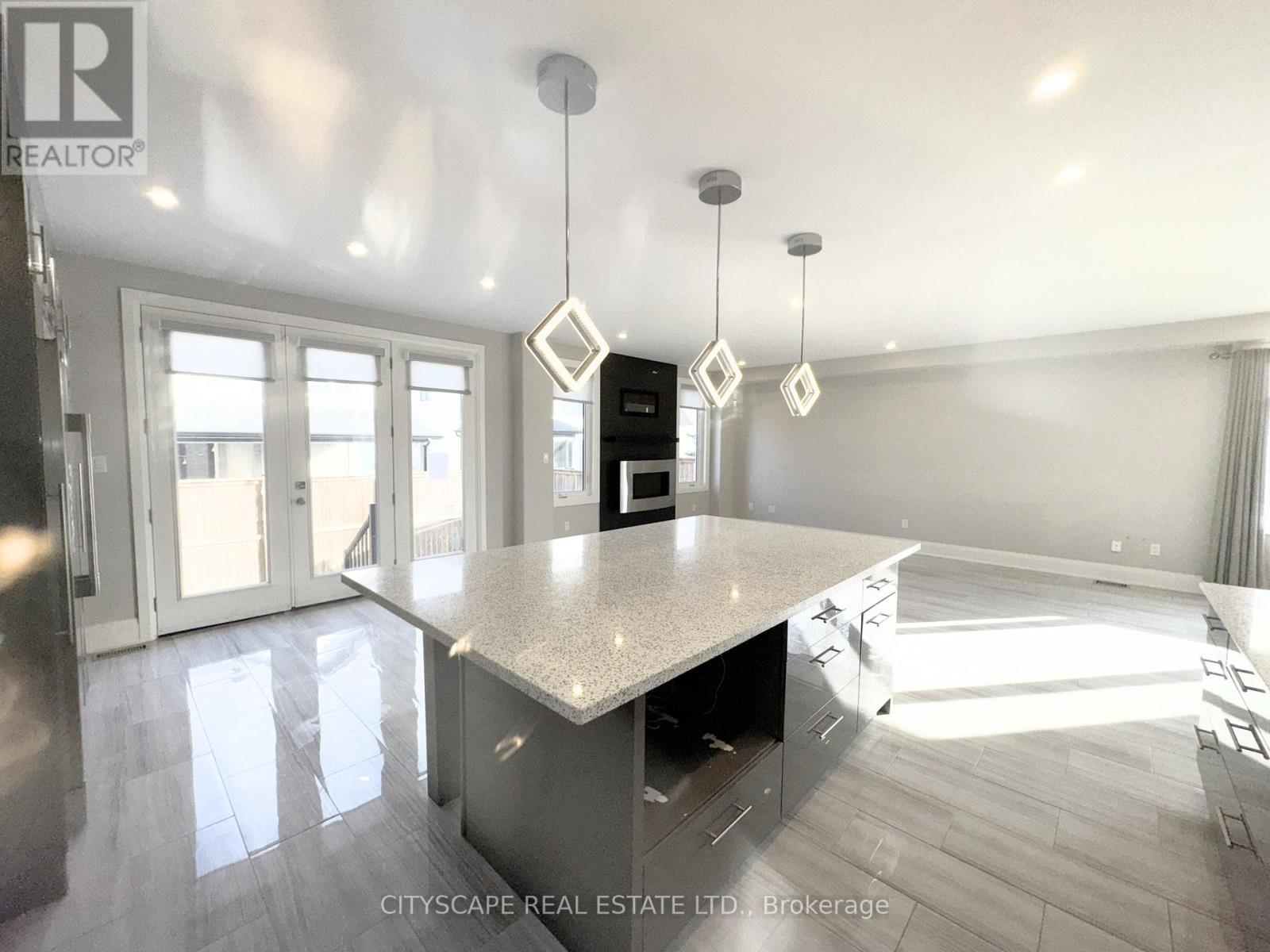 5074 Kalar Road, Niagara Falls, Ontario  L2H 1T2 - Photo 18 - X12587380