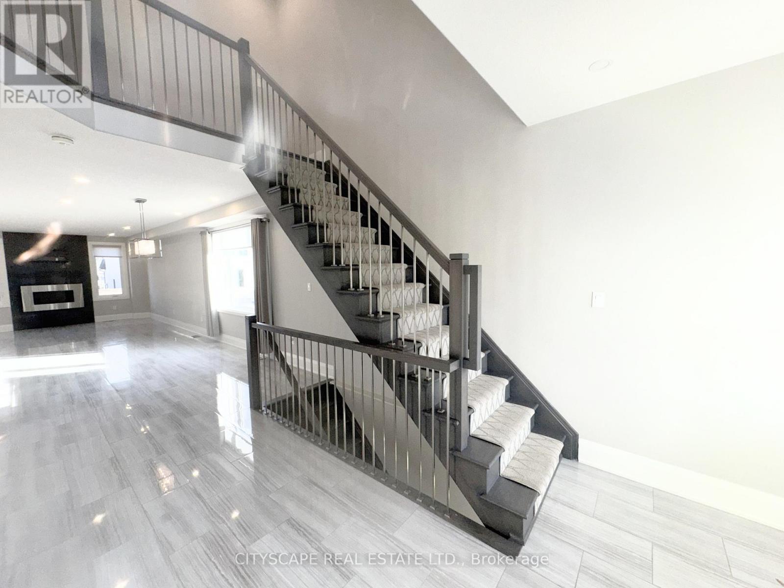 5074 Kalar Road, Niagara Falls, Ontario  L2H 1T2 - Photo 7 - X12587380