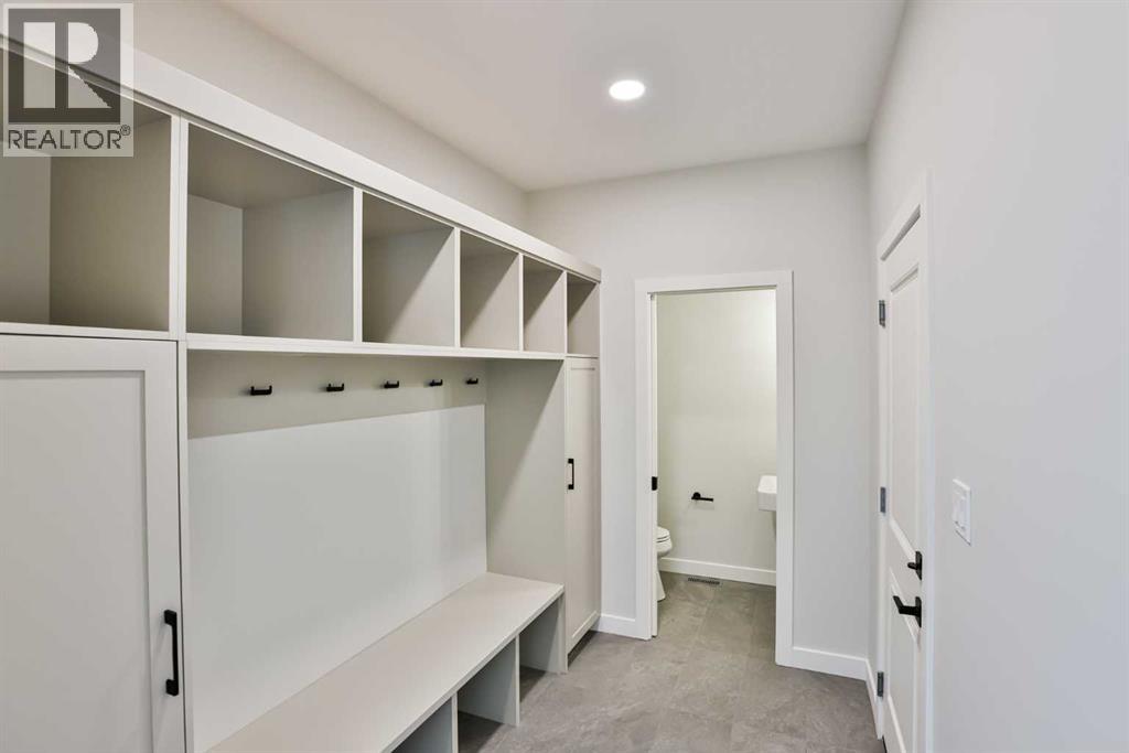 542 Malahat Green W, Lethbridge, Alberta  T1J 5W4 - Photo 4 - A2272361