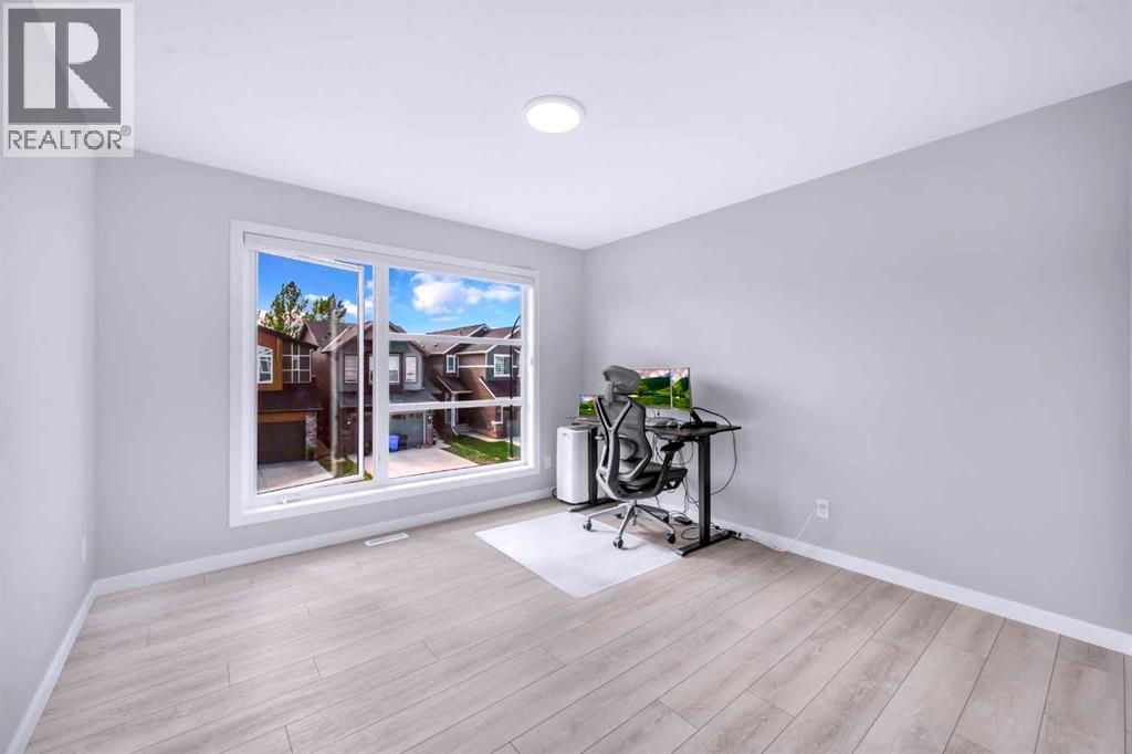 154 Silver Spruce Grove Sw, Calgary, Alberta  T2X 5M2 - Photo 15 - A2271694