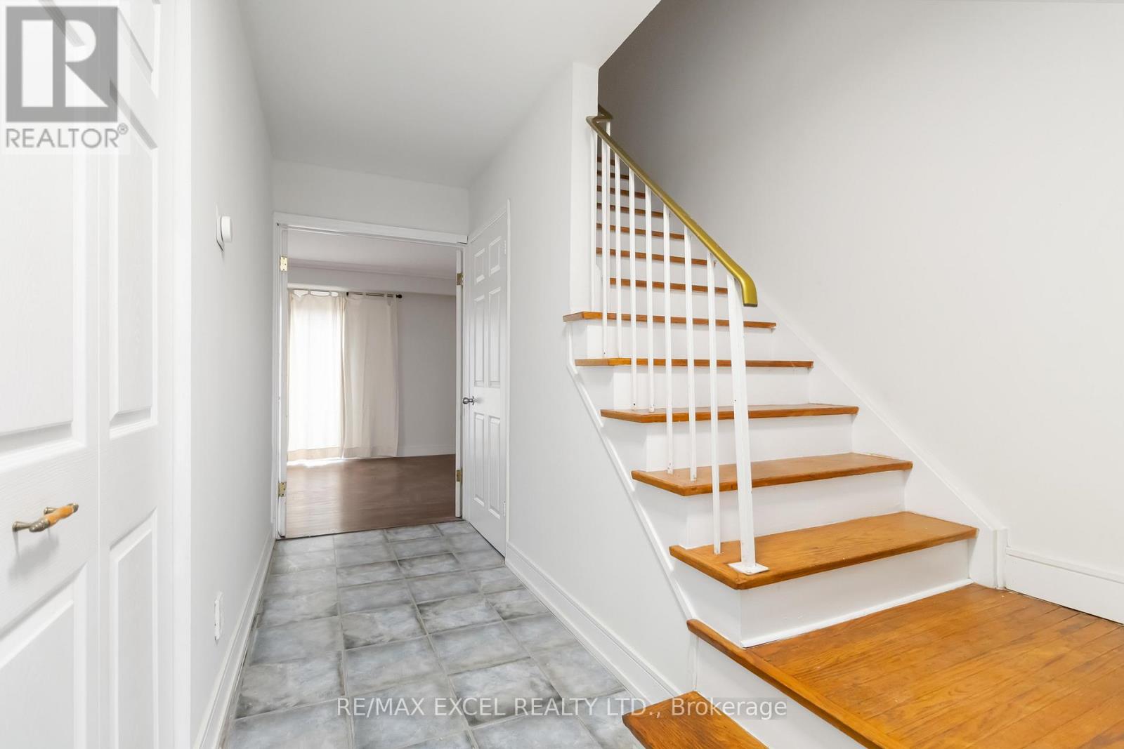 12 - 1265 Napier Crescent, Oakville, Ontario  L6H 2A5 - Photo 9 - W12586816