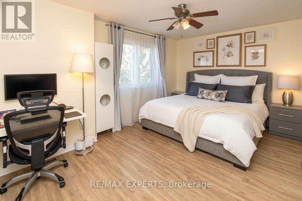 64 - 175 Stanley Street, Barrie, Ontario L4M 0G2 - Photo 12 - S12579466