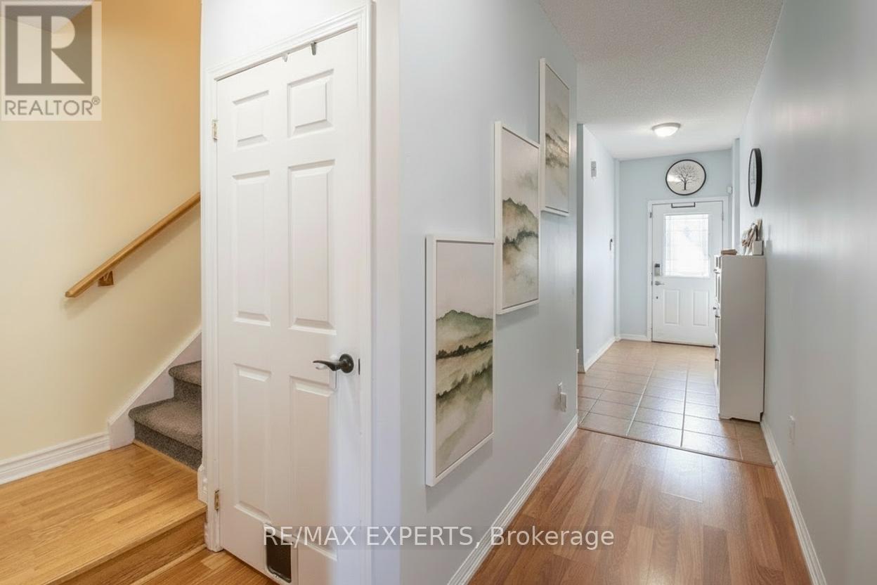 64 - 175 Stanley Street, Barrie, Ontario L4M 0G2 - Photo 4 - S12579466