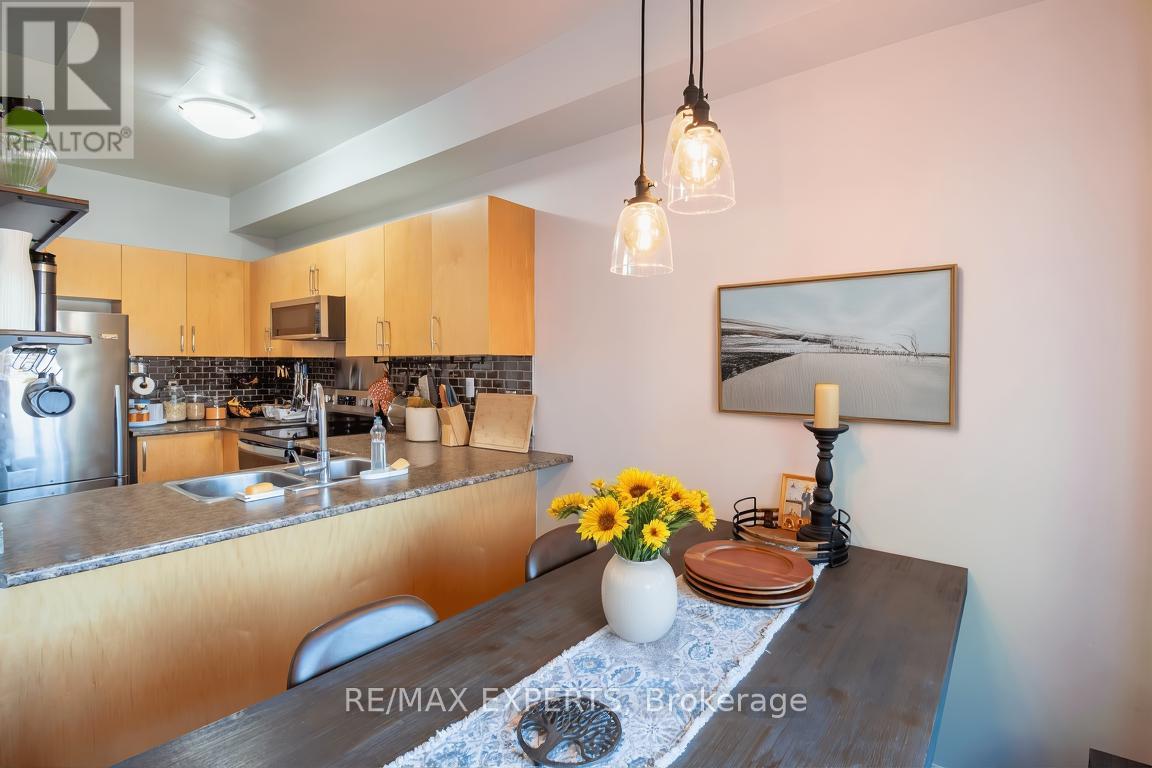 64 - 175 Stanley Street, Barrie, Ontario L4M 0G2 - Photo 7 - S12579466