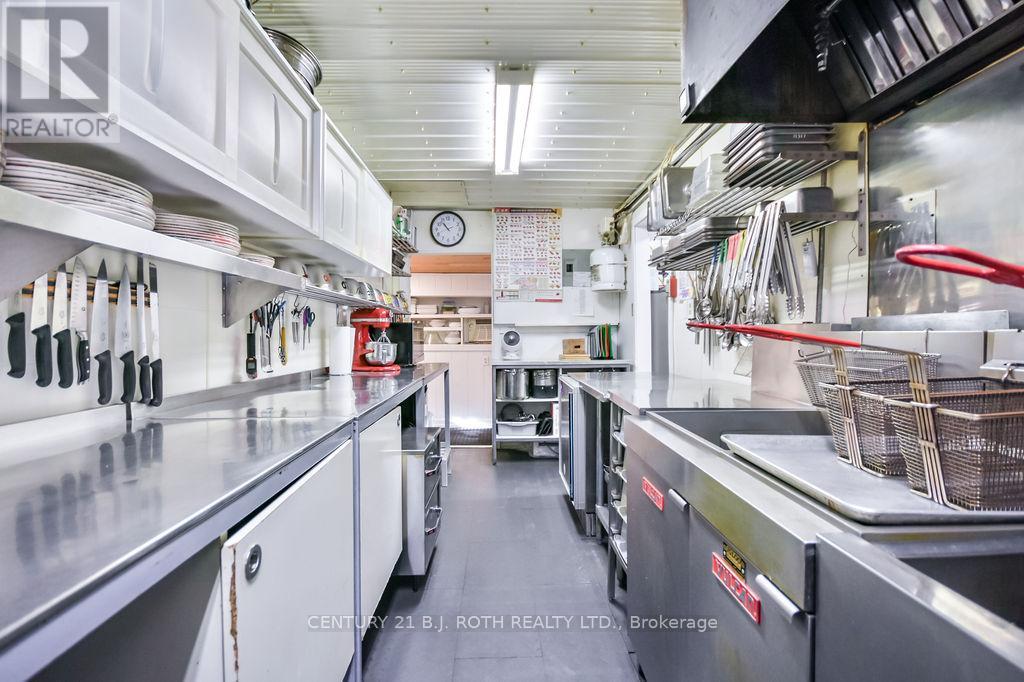 27 Sr406 Shore, Muskoka Lakes (Wood (Muskoka Lakes)), Ontario  L0K 1E0 - Photo 20 - X12587392