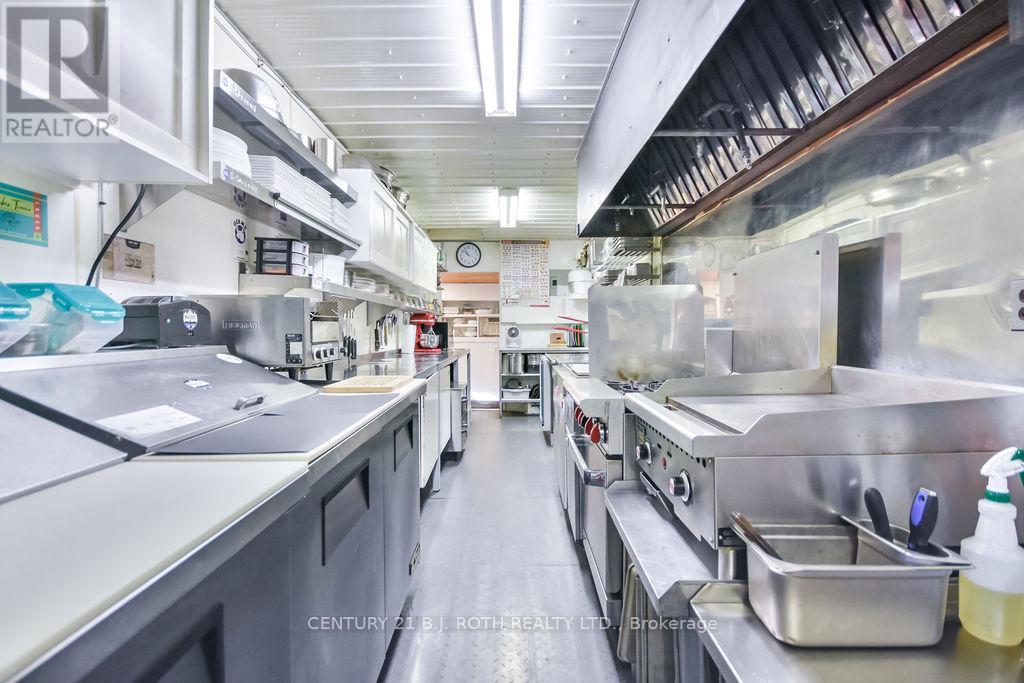 27 Sr406 Shore, Muskoka Lakes (Wood (Muskoka Lakes)), Ontario  L0K 1E0 - Photo 22 - X12587392