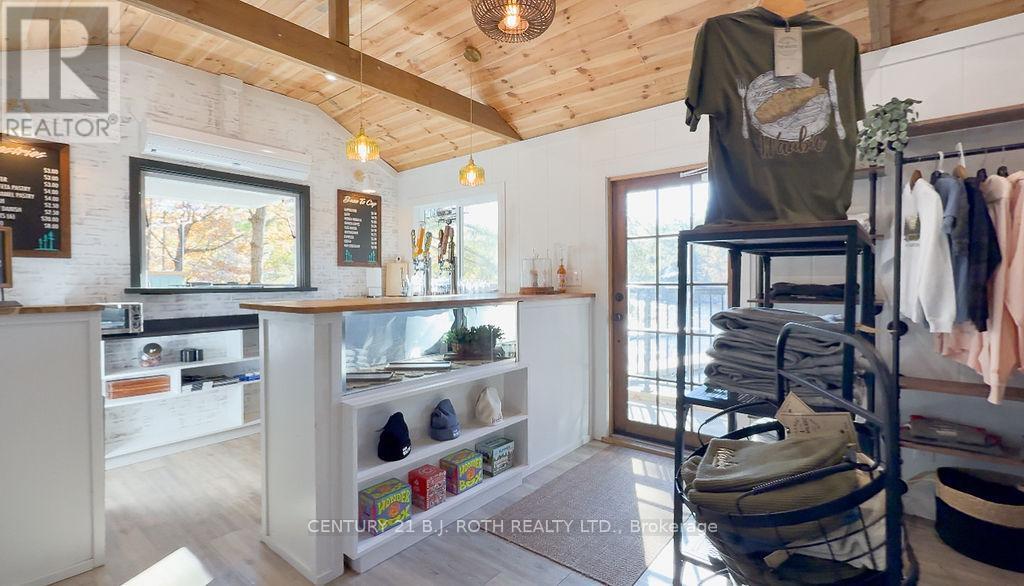 27 Sr406 Shore, Muskoka Lakes (Wood (Muskoka Lakes)), Ontario  L0K 1E0 - Photo 29 - X12587392