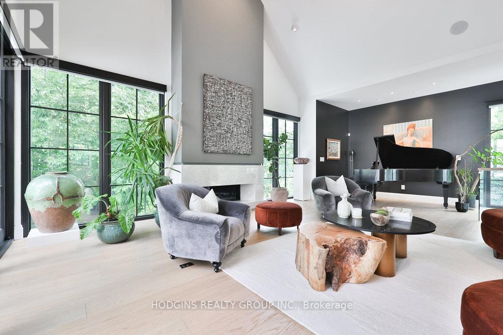 238 Mineola Road W, Mississauga, Ontario  L5G 2C9 - Photo 21 - W12573258