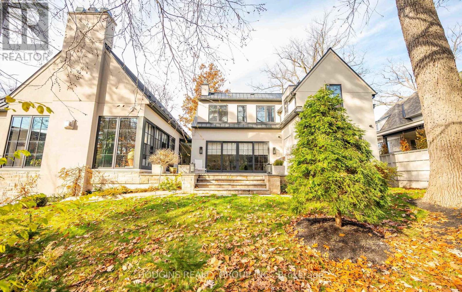 238 Mineola Road W, Mississauga, Ontario  L5G 2C9 - Photo 49 - W12573258