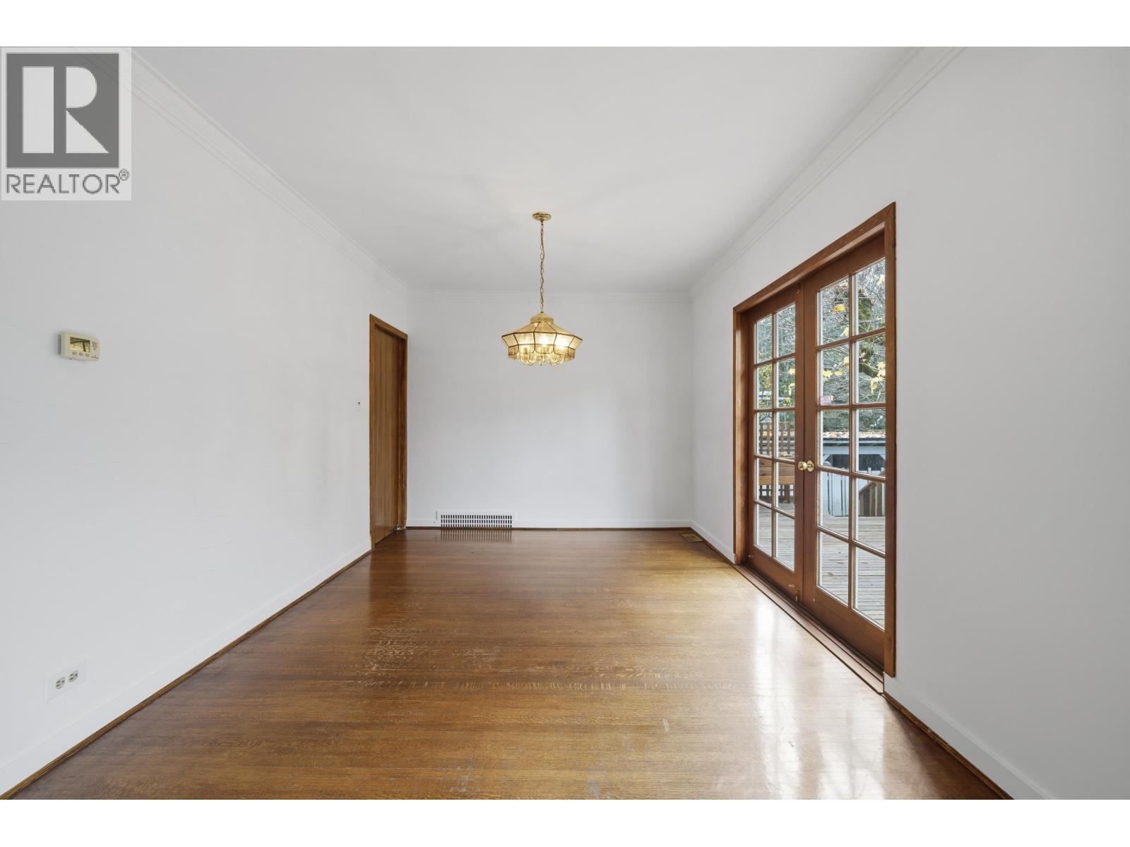 5761 Holland Street, Vancouver, British Columbia  V6N 2A9 - Photo 8 - R3068532