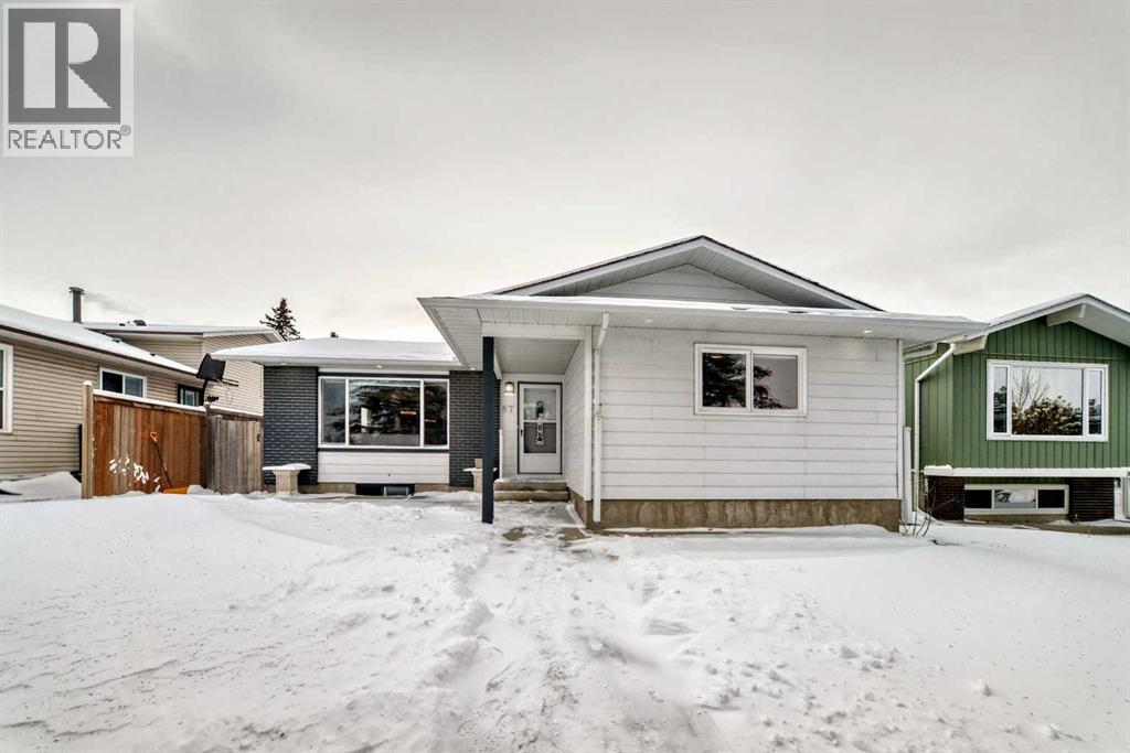 87 Rundleson Way Ne, Calgary, Alberta  T1Y 3H7 - Photo 1 - A2273141
