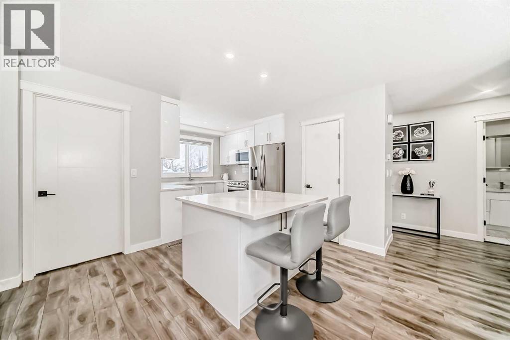 87 Rundleson Way Ne, Calgary, Alberta  T1Y 3H7 - Photo 4 - A2273141