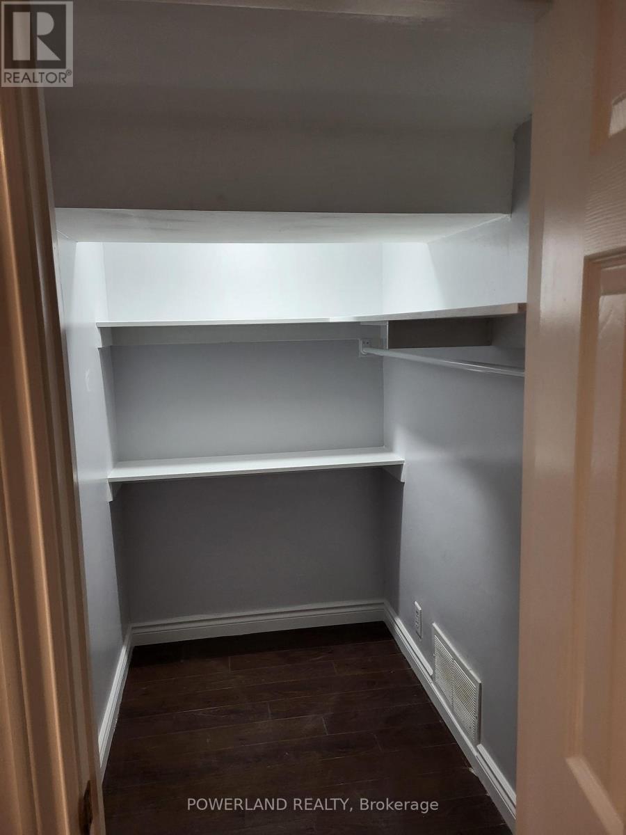 72 Corbett Avenue, Toronto, Ontario  M6N 1V1 - Photo 7 - W12587402