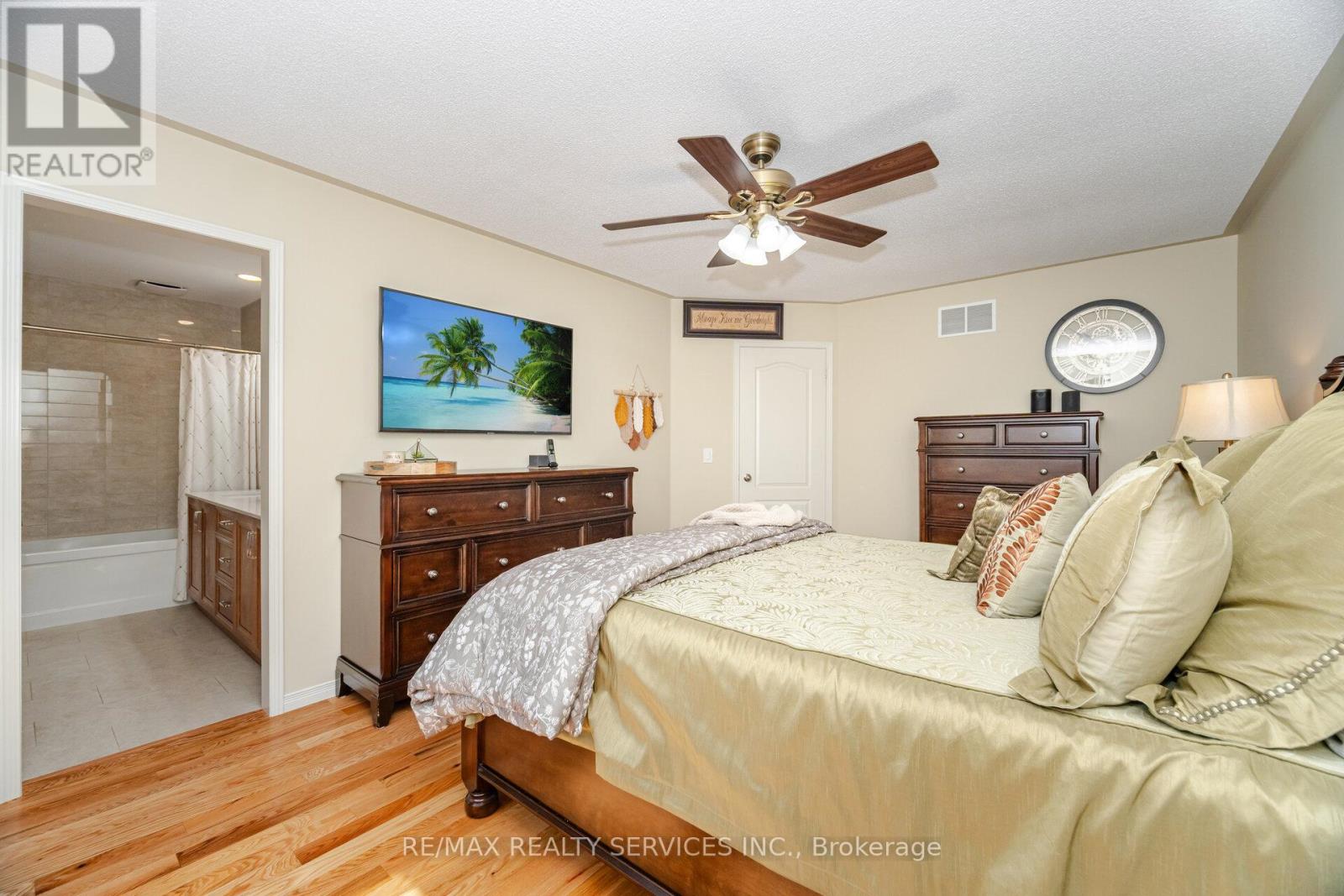 8 Inwood Place, Brampton (Sandringham-Wellington), Ontario  L6R 1T2 - Photo 19 - W12587412