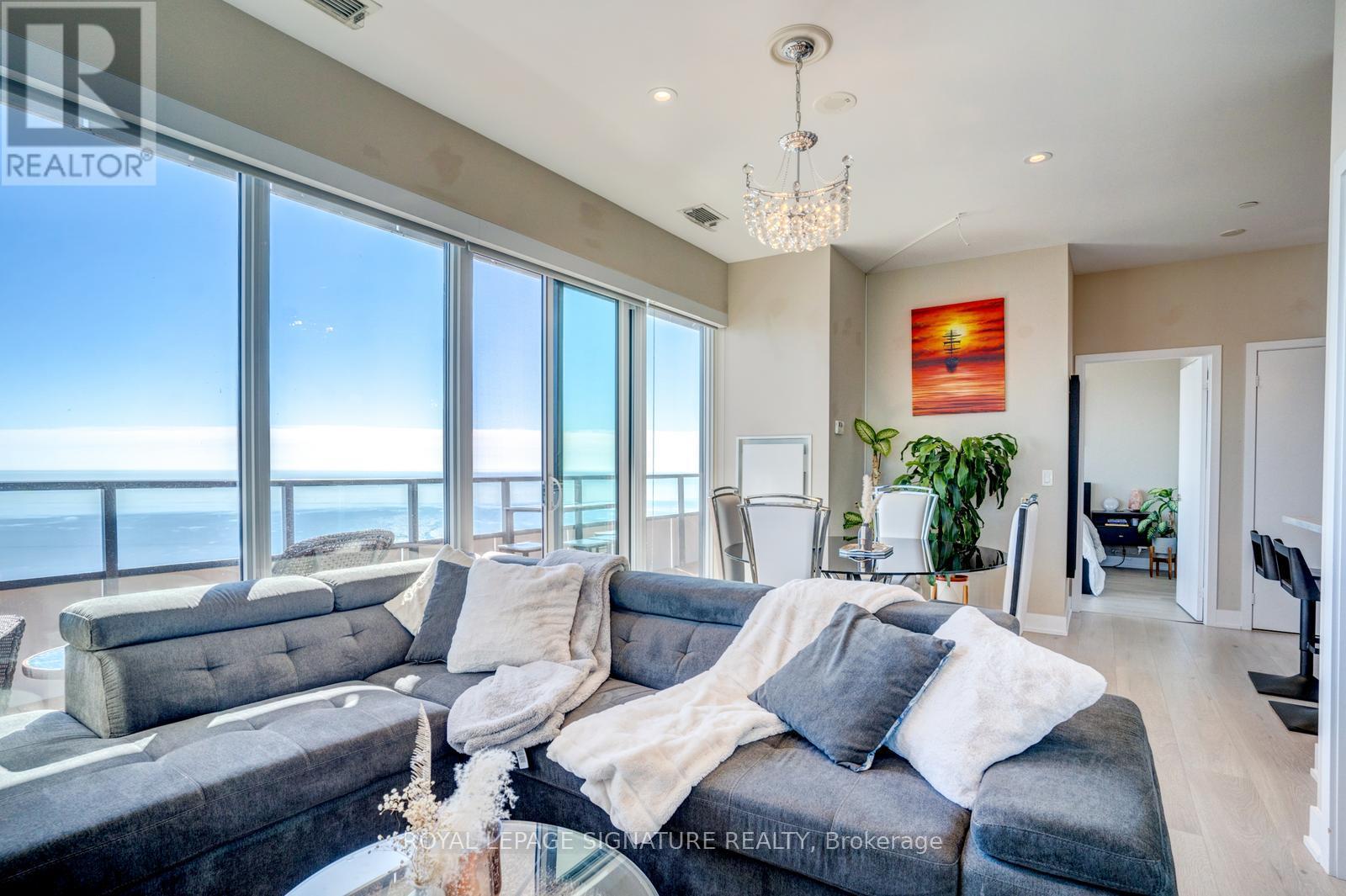 Lph05a - 30 Shore Breeze Drive, Toronto, Ontario M8V 0J1 - Photo 15 - W12587414