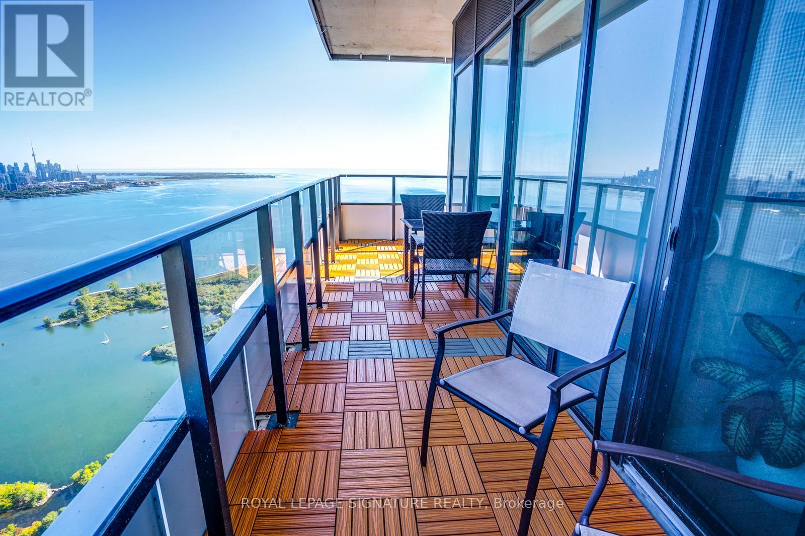 Lph05a - 30 Shore Breeze Drive, Toronto, Ontario M8V 0J1 - Photo 28 - W12587414