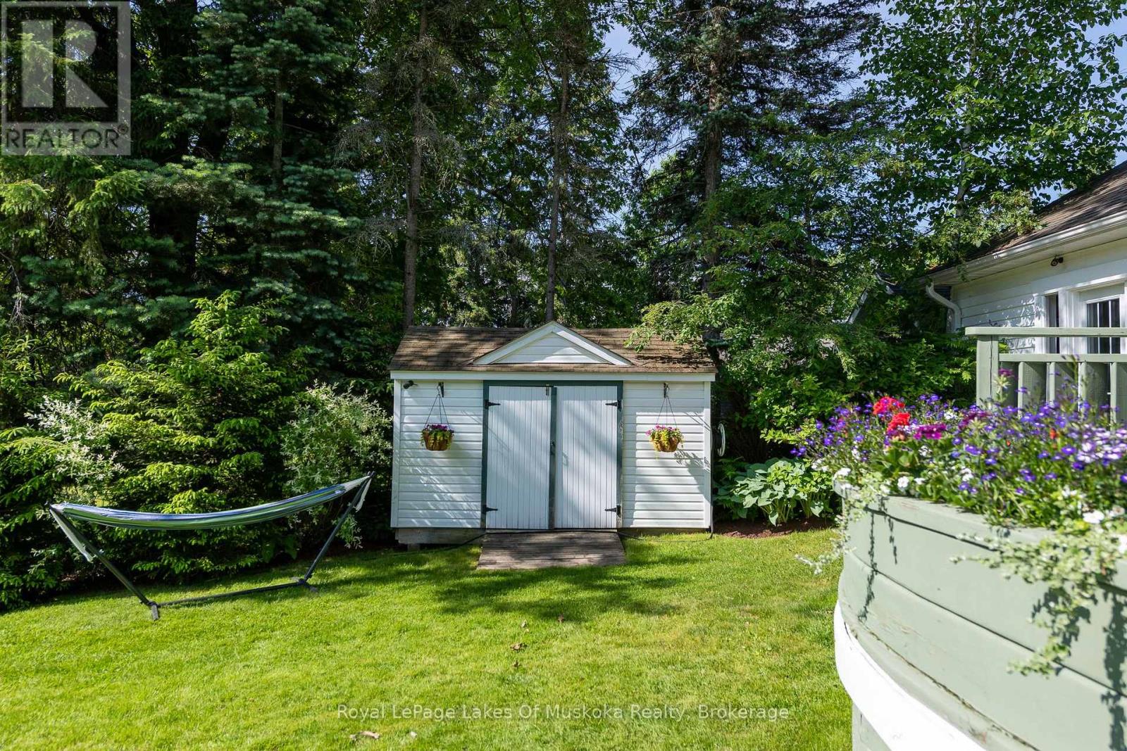 9 Mountview Avenue, Huntsville, Ontario P1H 1G8 - Photo 38 - X12587442