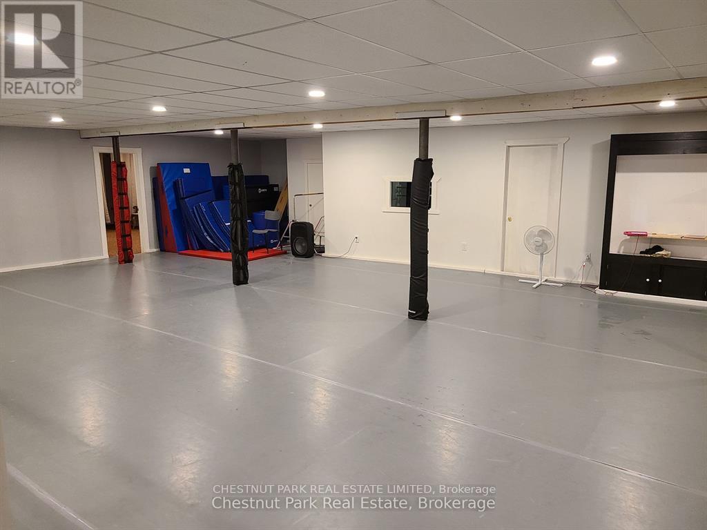 223/225 Highland Street, Dysart Et Al, Ontario  K0M 1S0 - Photo 20 - X12587404