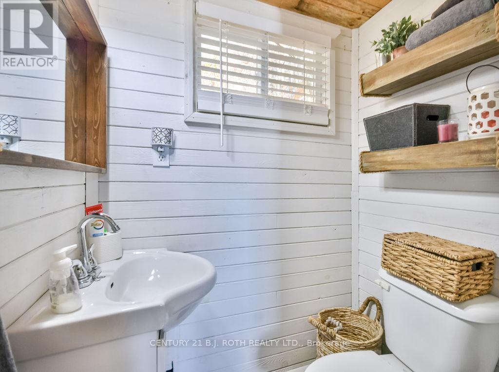 27 Sr406 Shore, Muskoka Lakes, Ontario  L0K 1E0 - Photo 47 - X12587408