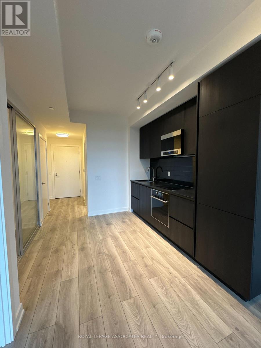 1711 - 110 Broadway Avenue, Toronto, Ontario  M4P 1V7 - Photo 3 - C12584772