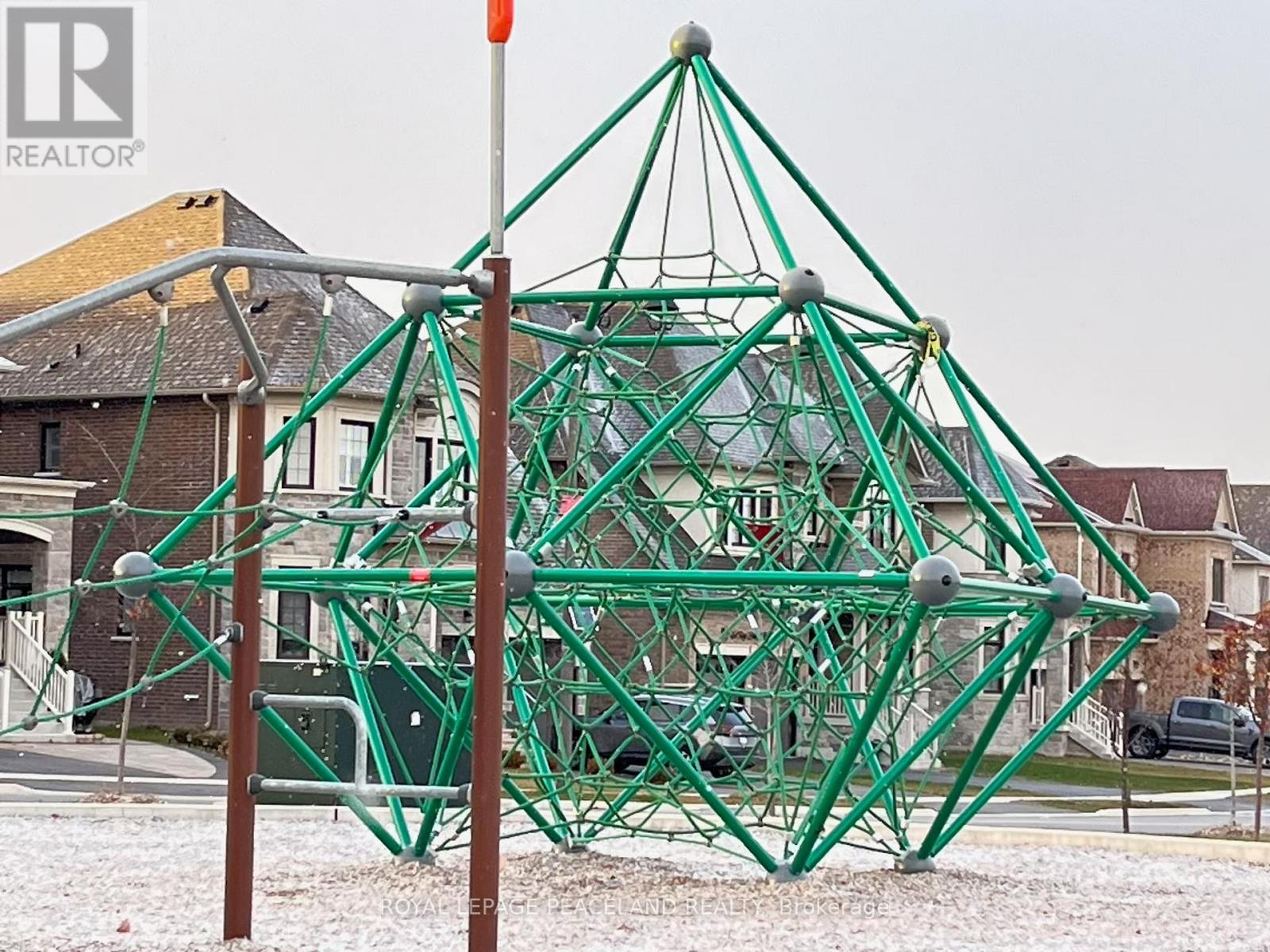 Basement-Legal Walk Out - 30 Meadow Vista Crescent, East Gwillimbury, Ontario L9N 0T4 - Photo 45 - N12401774