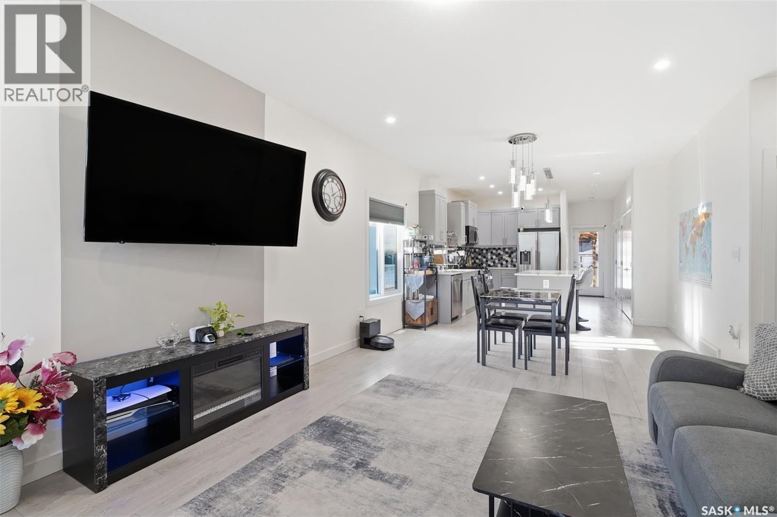 654 Delainey Road, Saskatoon, Saskatchewan  S0K 2T0 - Photo 8 - SK021913