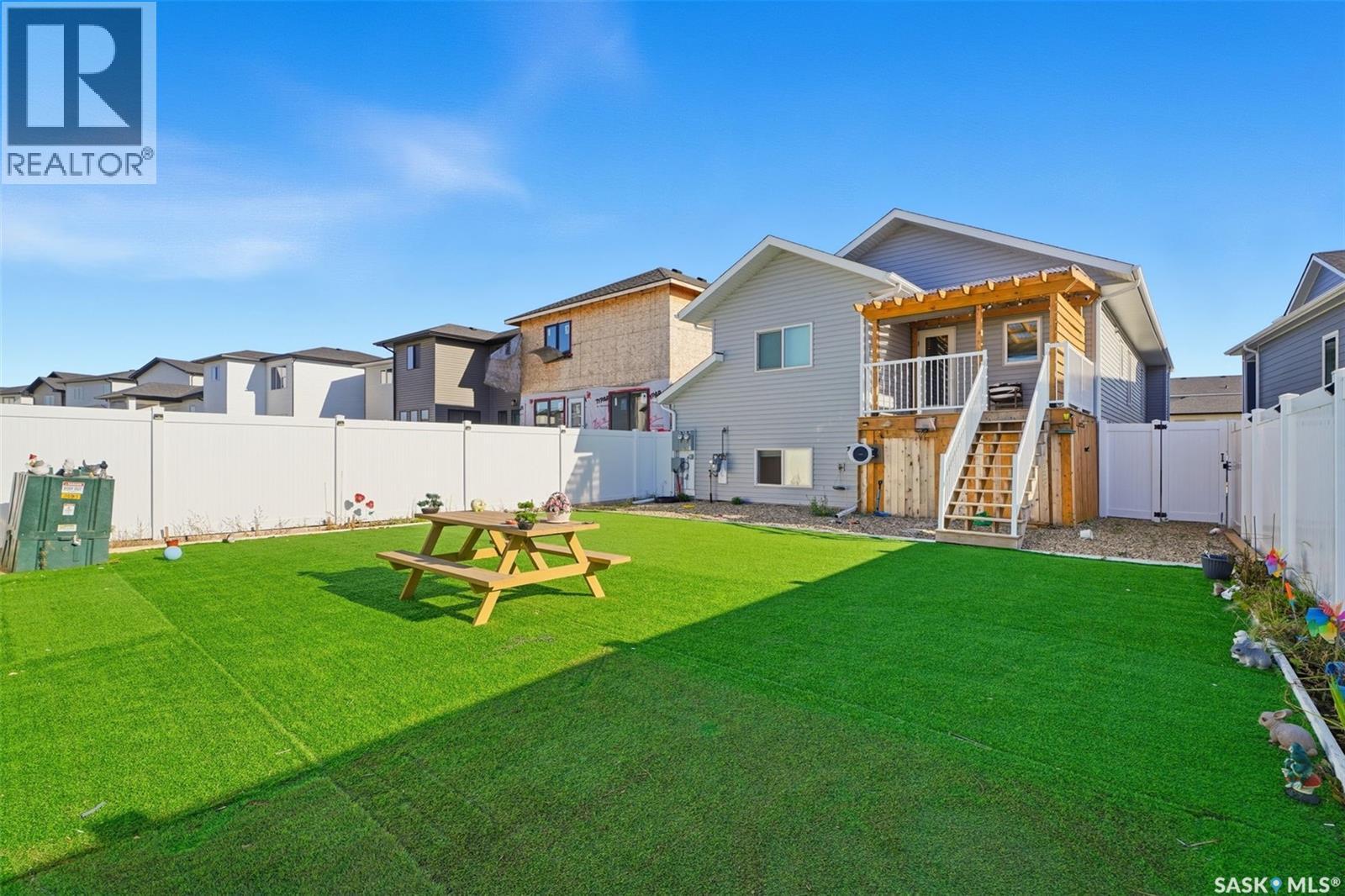 654 Delainey Road, Saskatoon, Saskatchewan  S0K 2T0 - Photo 41 - SK021913