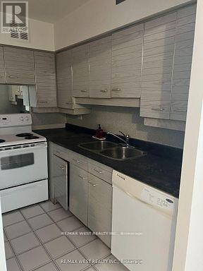 1412 - 30 Greenfield Avenue, Toronto, Ontario  M2N 6N3 - Photo 3 - C12587444