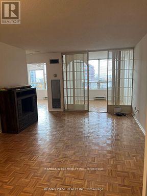 1412 - 30 Greenfield Avenue, Toronto, Ontario  M2N 6N3 - Photo 8 - C12587444