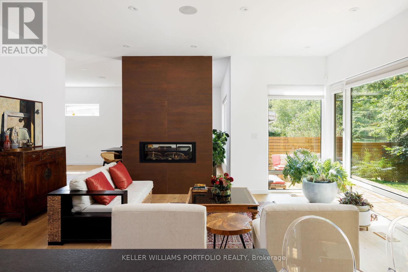 42 Talwood Drive, Toronto, Ontario  M3B 2P5 - Photo 11 - C12518748