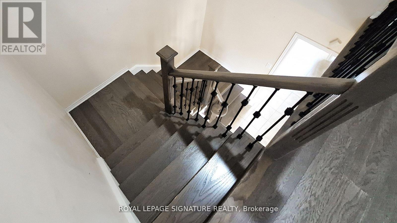 61 Buchanan Drive, New Tecumseth, Ontario  L6R 0A1 - Photo 23 - N12587430