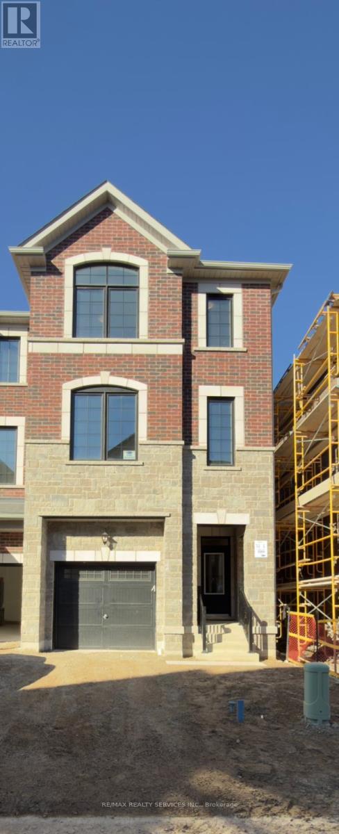 41 Yellow Rail Crescent, Brampton, Ontario  L7A 5L9 - Photo 3 - W12587422