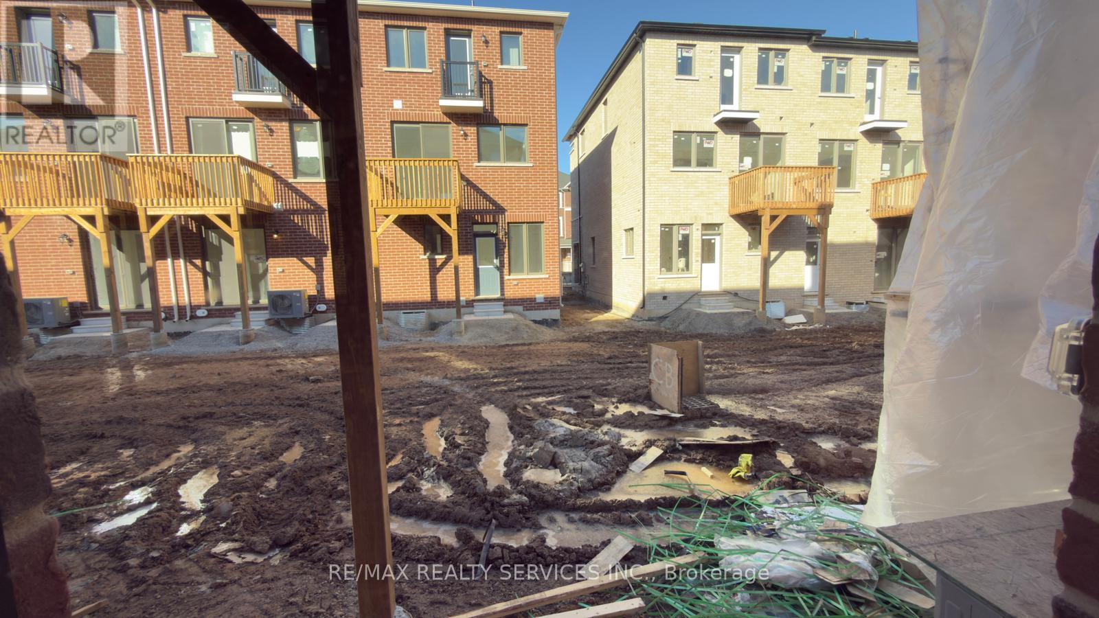 41 Yellow Rail Crescent, Brampton, Ontario  L7A 5L9 - Photo 37 - W12587422