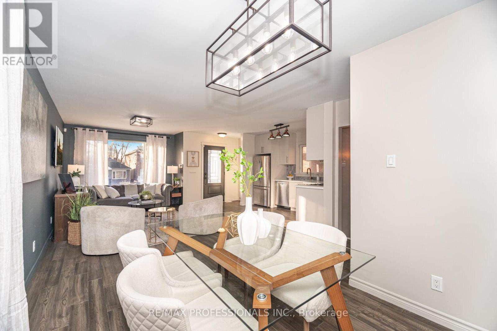 77 Grandville Avenue, Toronto, Ontario  M6N 4V1 - Photo 10 - W12587424