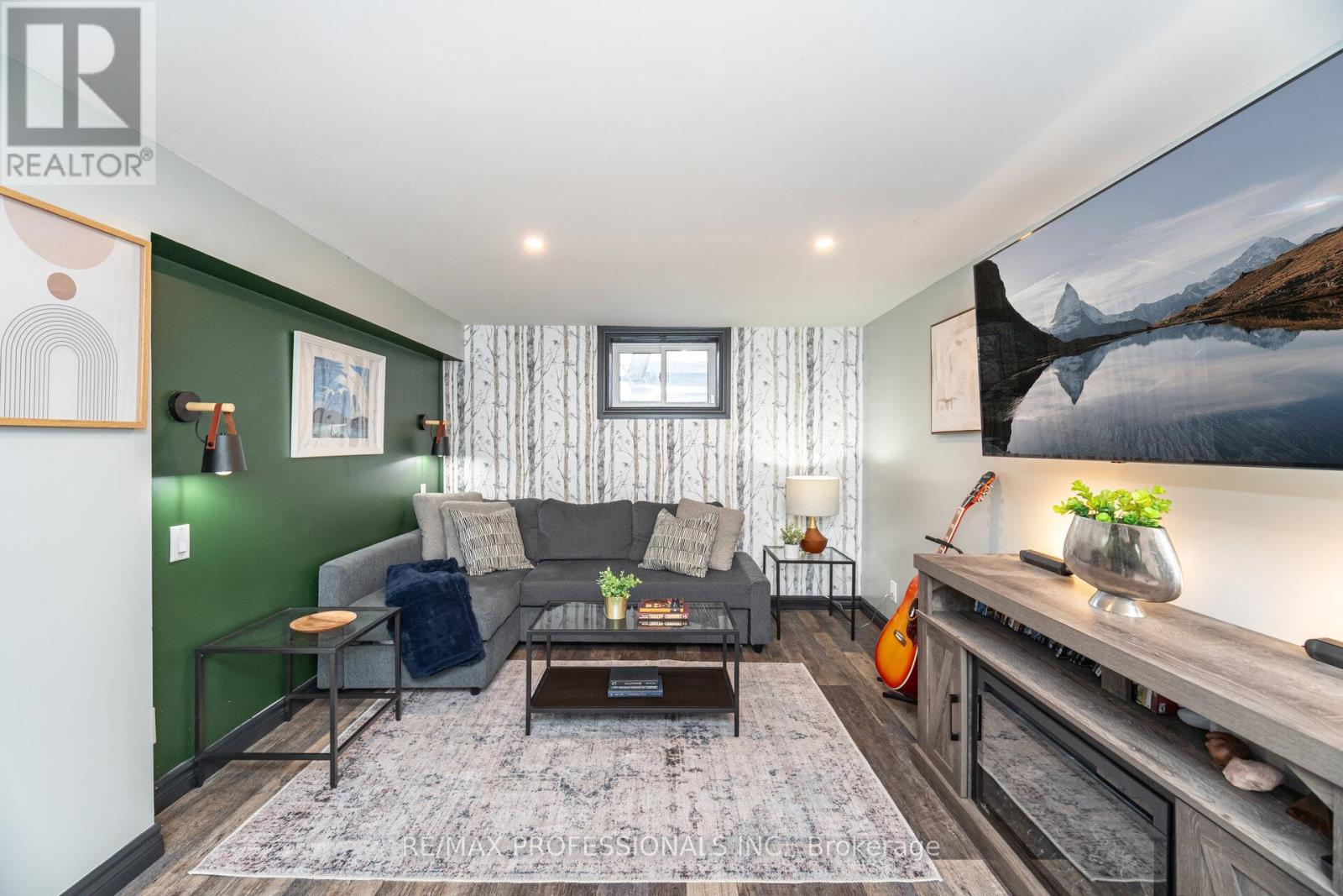 77 Grandville Avenue, Toronto, Ontario  M6N 4V1 - Photo 24 - W12587424