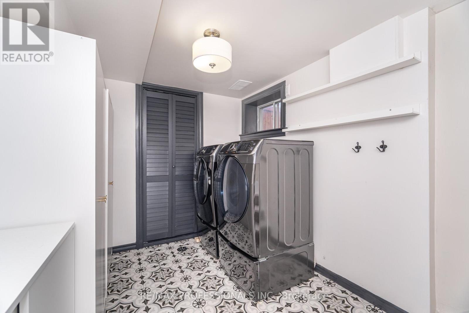 77 Grandville Avenue, Toronto, Ontario  M6N 4V1 - Photo 28 - W12587424