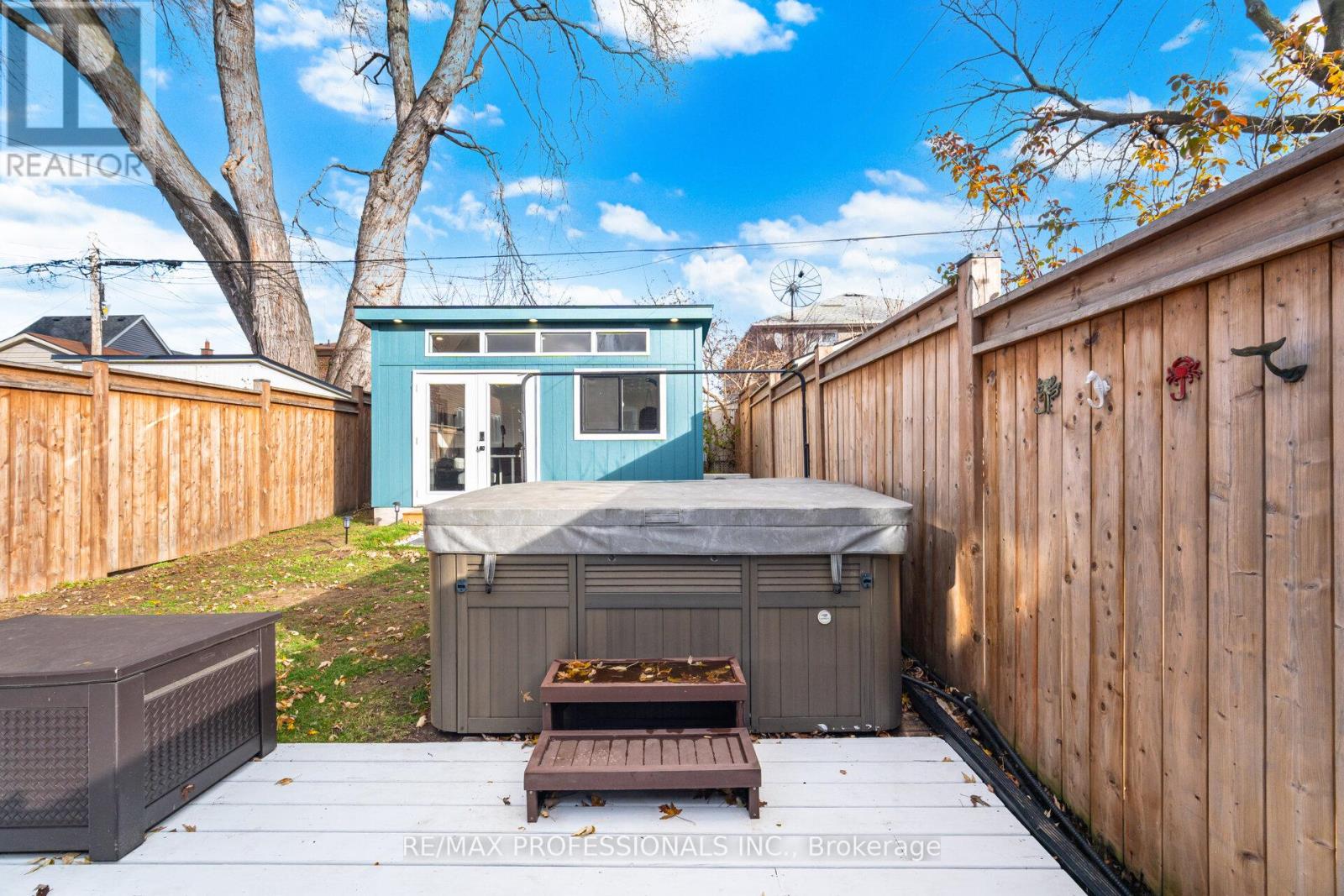 77 Grandville Avenue, Toronto, Ontario  M6N 4V1 - Photo 38 - W12587424