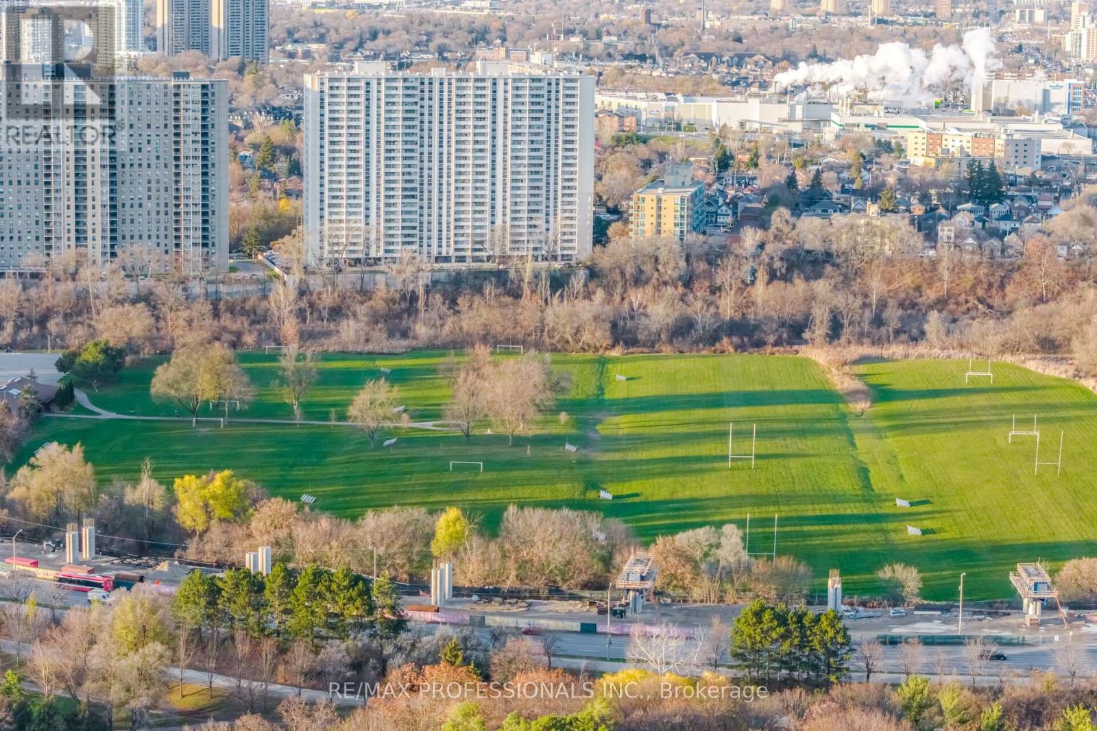 77 Grandville Avenue, Toronto, Ontario  M6N 4V1 - Photo 43 - W12587424